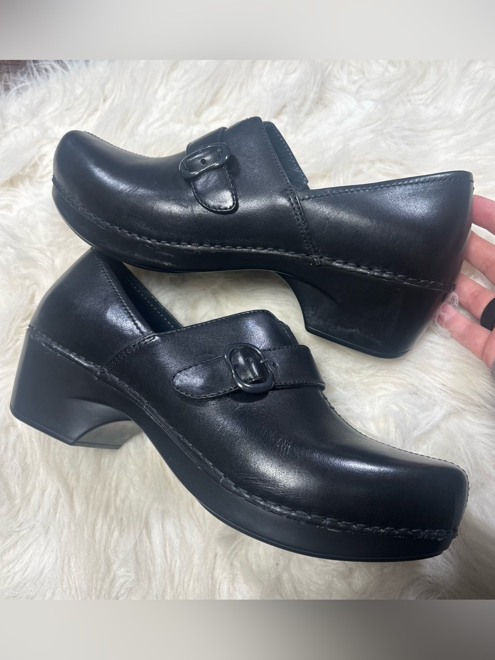 Dansko Classic Black Leather Women's Slip-On Clog with Buckle size 41 (EU)
